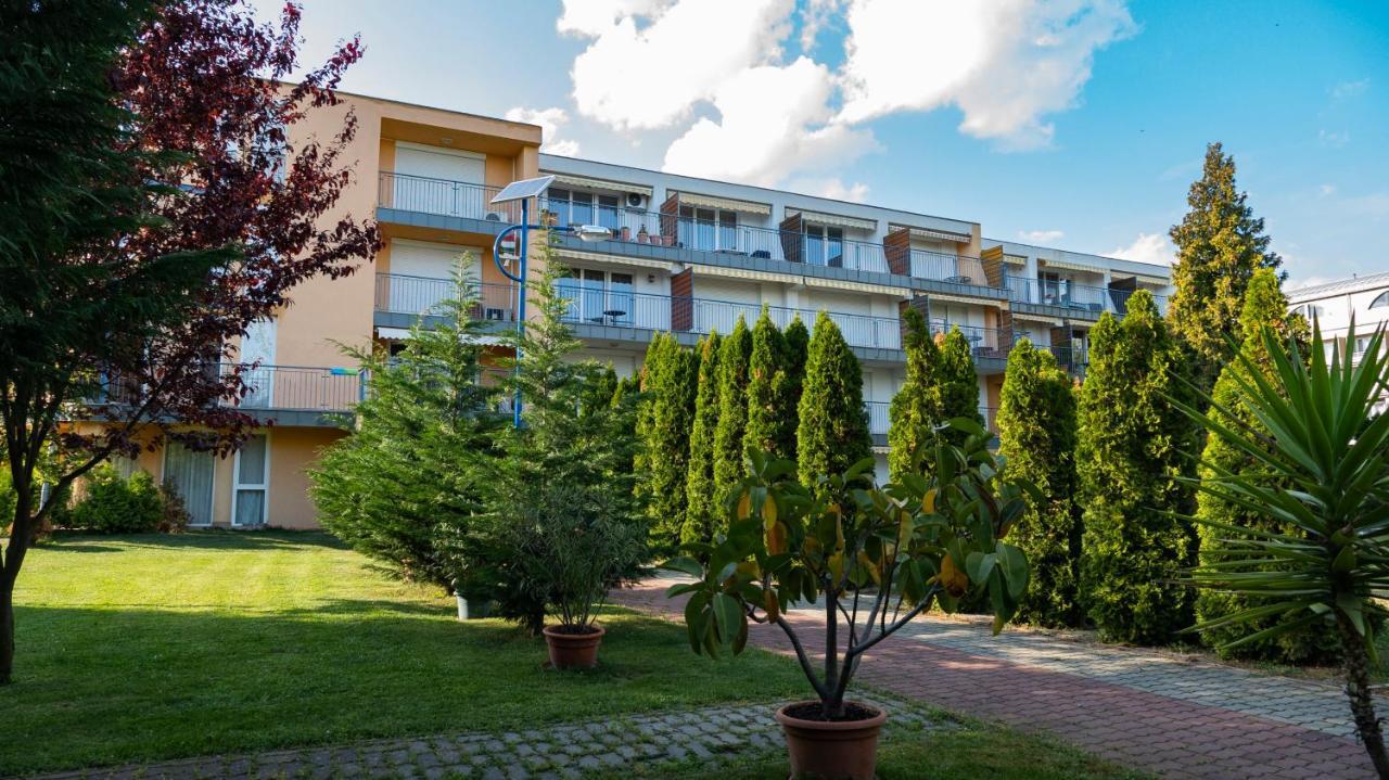 Aart Apartment *